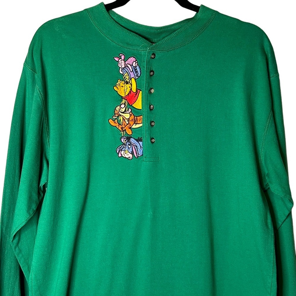 Vintage Disney Mickey Inc Henley Green Embroidered Winnie the Pooh 100% Cotton M - Picture 2 of 9